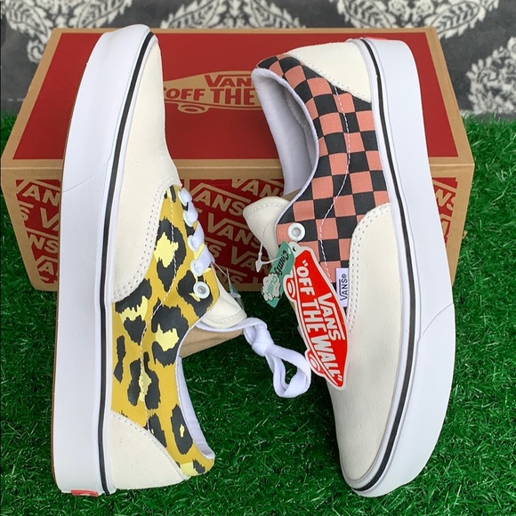 VANS COMFYCUSH ERA MIXED MEDIA WHITE/MULTI WMNS - Picture 2 of 16